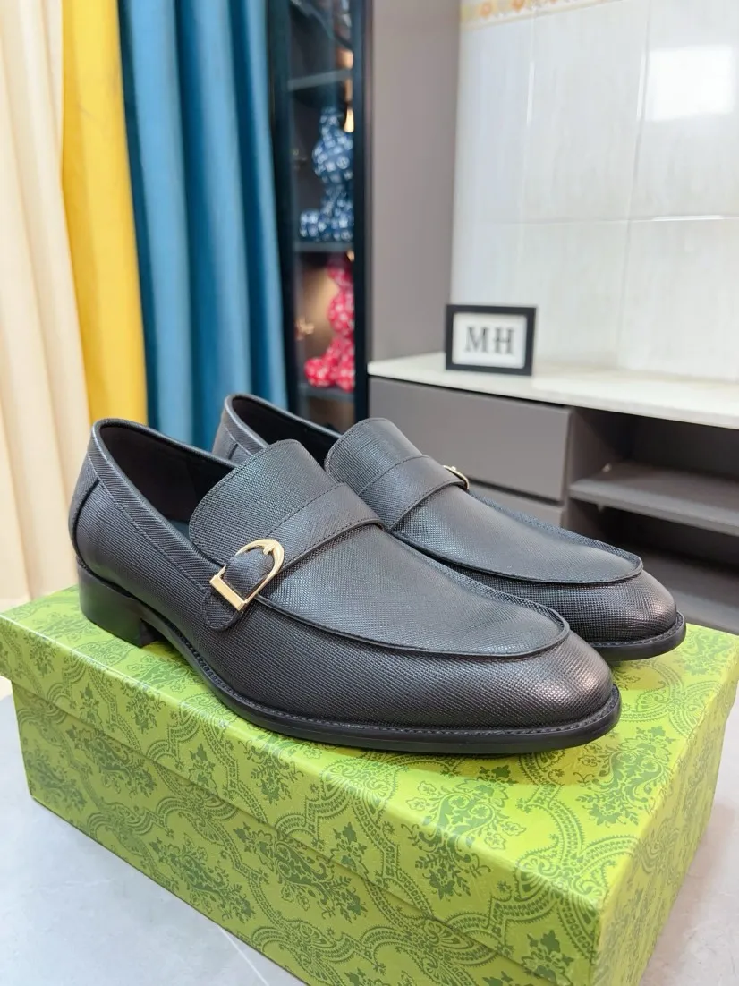 Men's shoes 💰500🌹🌹[GUCCI Gucci] A new style of formal men's leather shoes is coming ~ The original quality upper is made of Italian cowhide➕The leather is soft and delicate, comfortable and soft. The top layer of genuine leather, rubber wear-resistant outsole, the shoe shape is dignified and domineering, and the luxury charm is not concealed! The natural and free nouveau riche leads the trend. Code number: 38-44